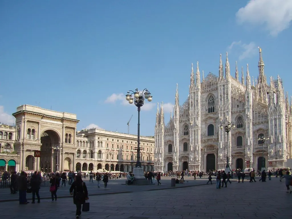 Fiera Milano Apartments Cenisio 2*, Milan Italy