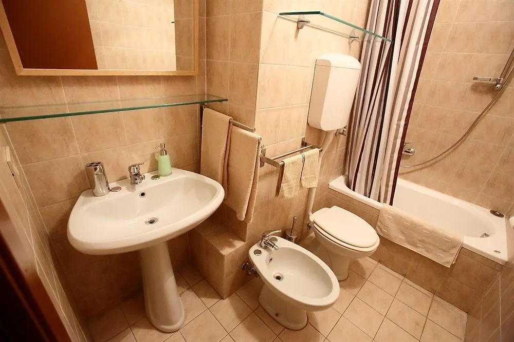 Fiera Milano Apartments Cenisio Апарт-отель